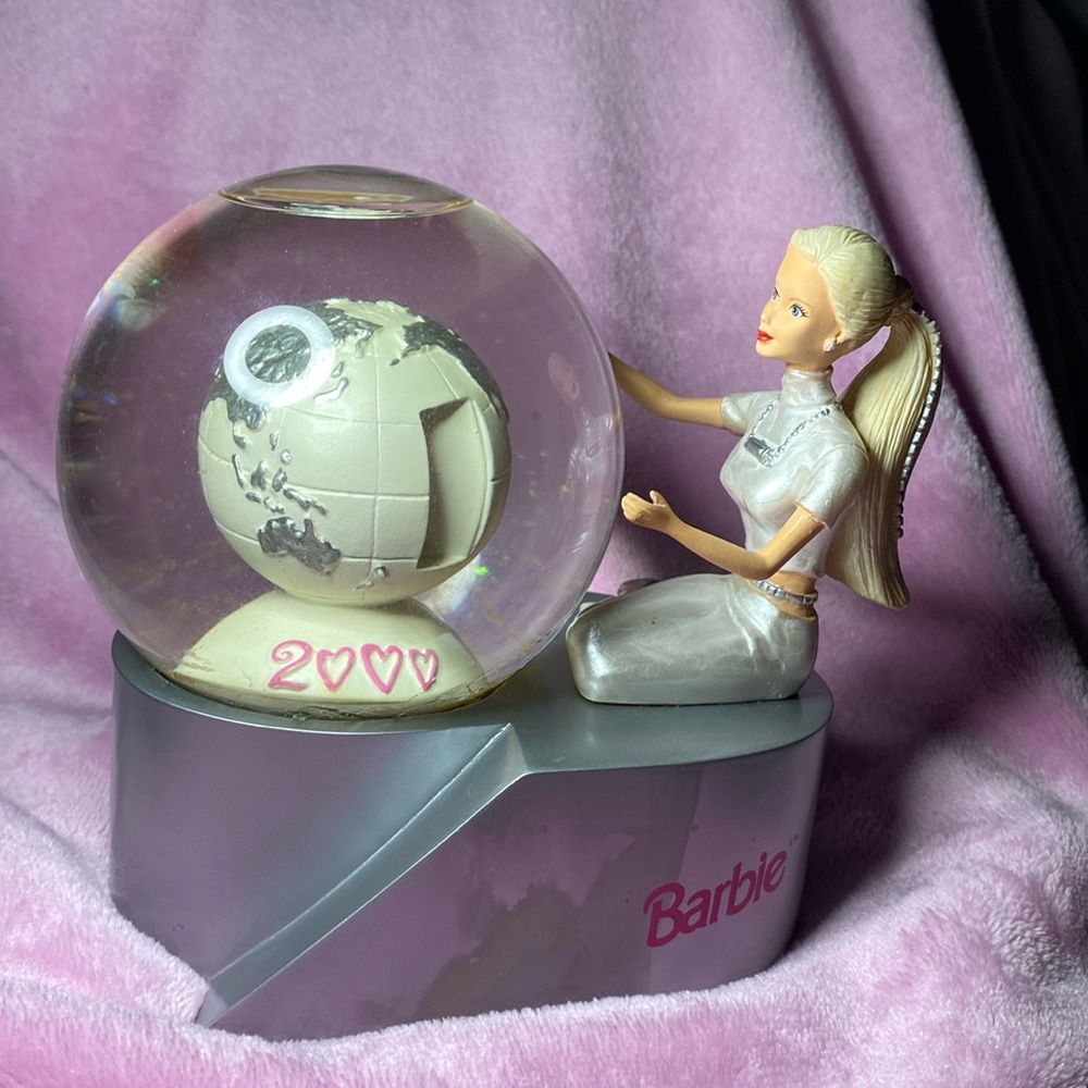 Mattel Barbie music snow globe